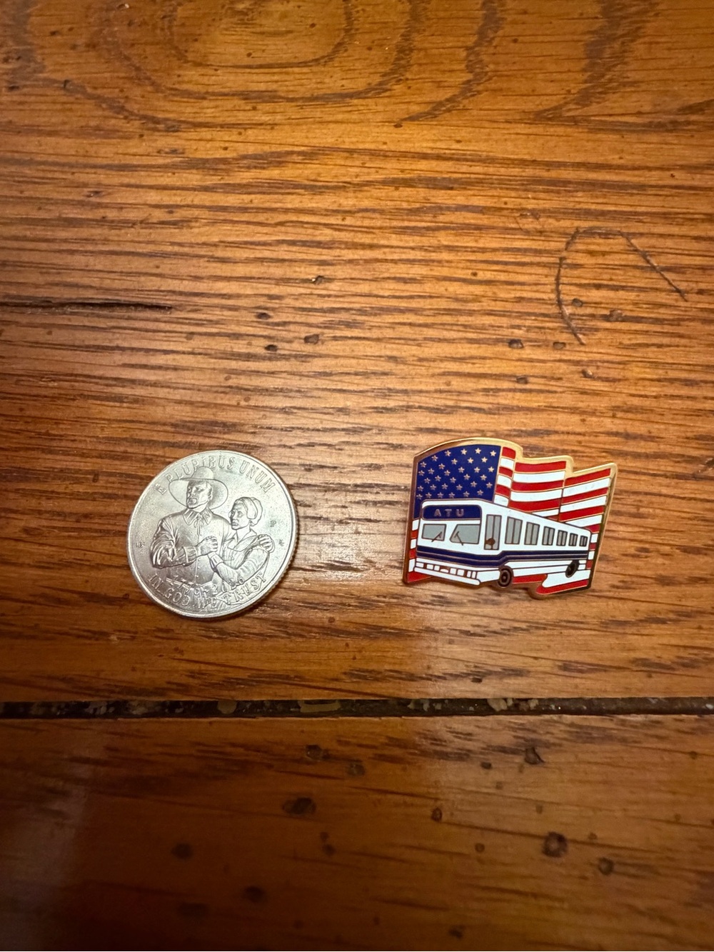 VINTAGE  Amalgamated Transit Union ATU ENAMEL LAPEL PIN FLAG BUS INTERNATIONAL